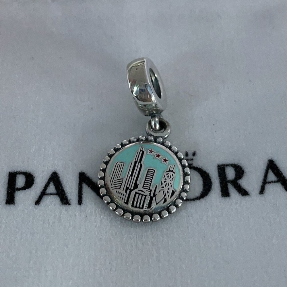 Pandora Chicago Exclusive Charm